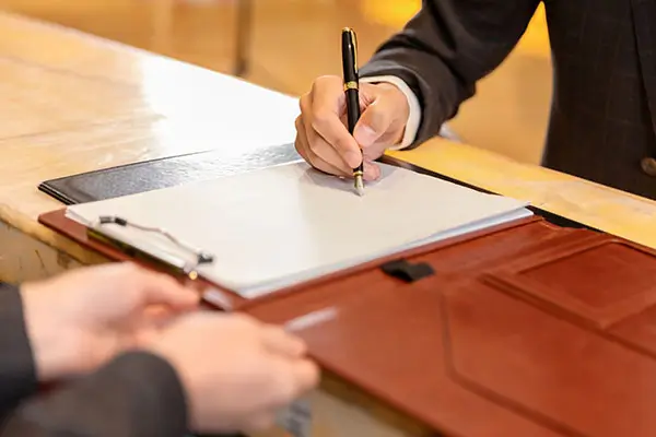 镇江美食鸡锁骨在哪里