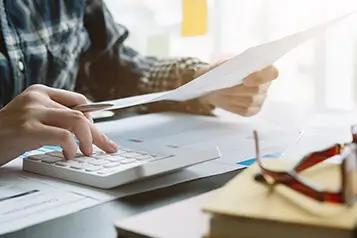 龙氏美食坊在哪里